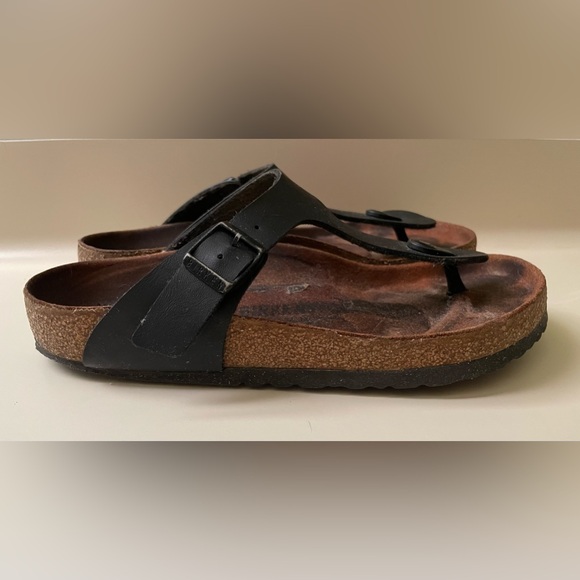 Birkenstock flip flops size 38 (7-7.5) in black - Picture 3 of 7
